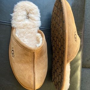 UGG Scuff Slide Slipper - Chestnut
